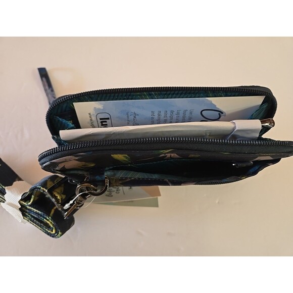 NWT Lug KICKFLIP 3 Convertible RFID Wallet Wristlet Crossbody DRAGONFLY - Picture 6 of 7